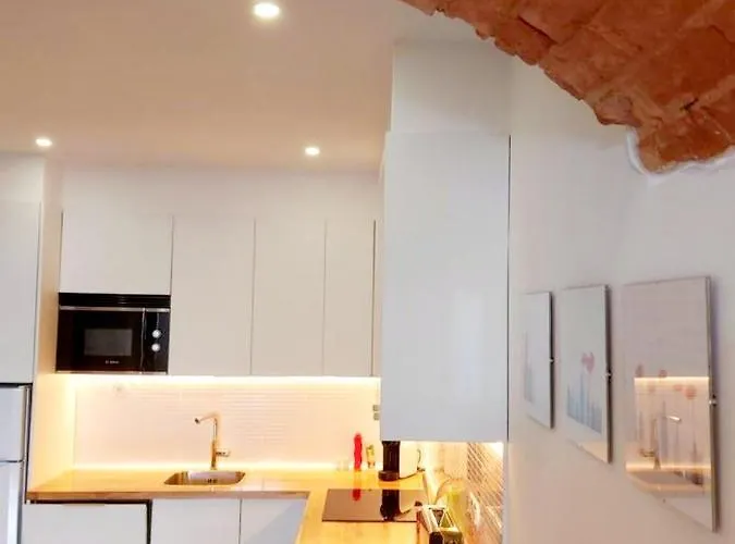 아파트 Casa Do Arco By Hnm 타비라